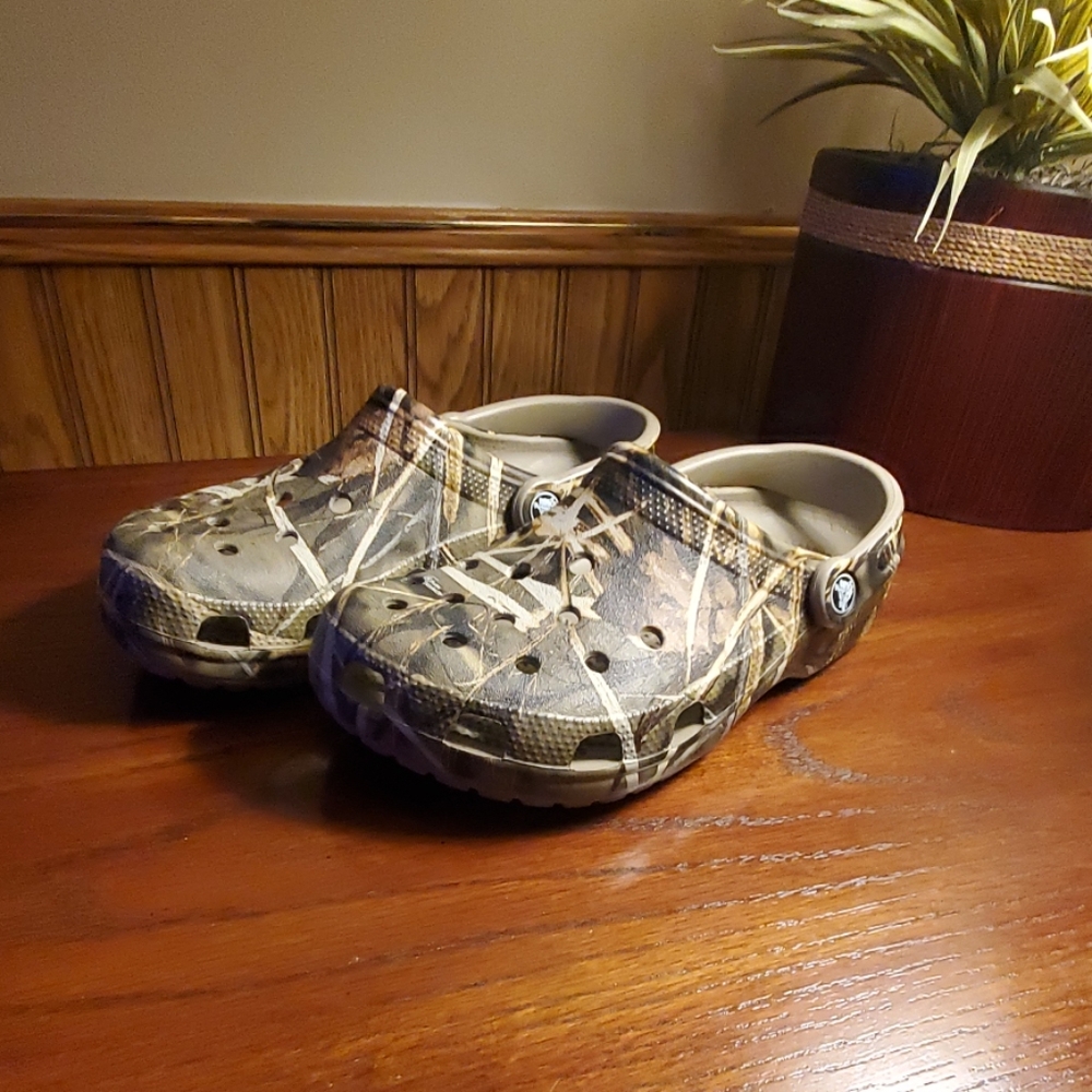 Crocs